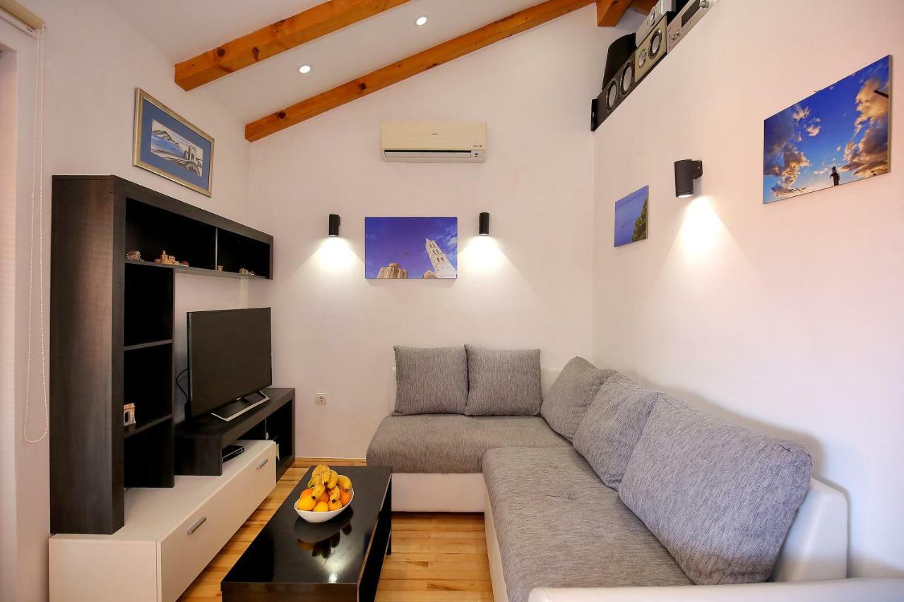 Julijana Apartment Задар Екстериор снимка