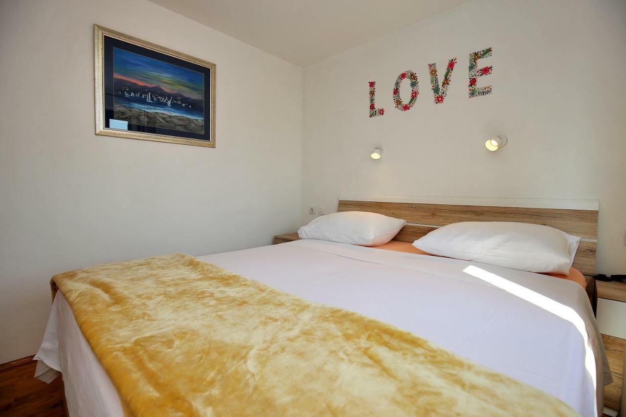 Julijana Apartment Задар Екстериор снимка