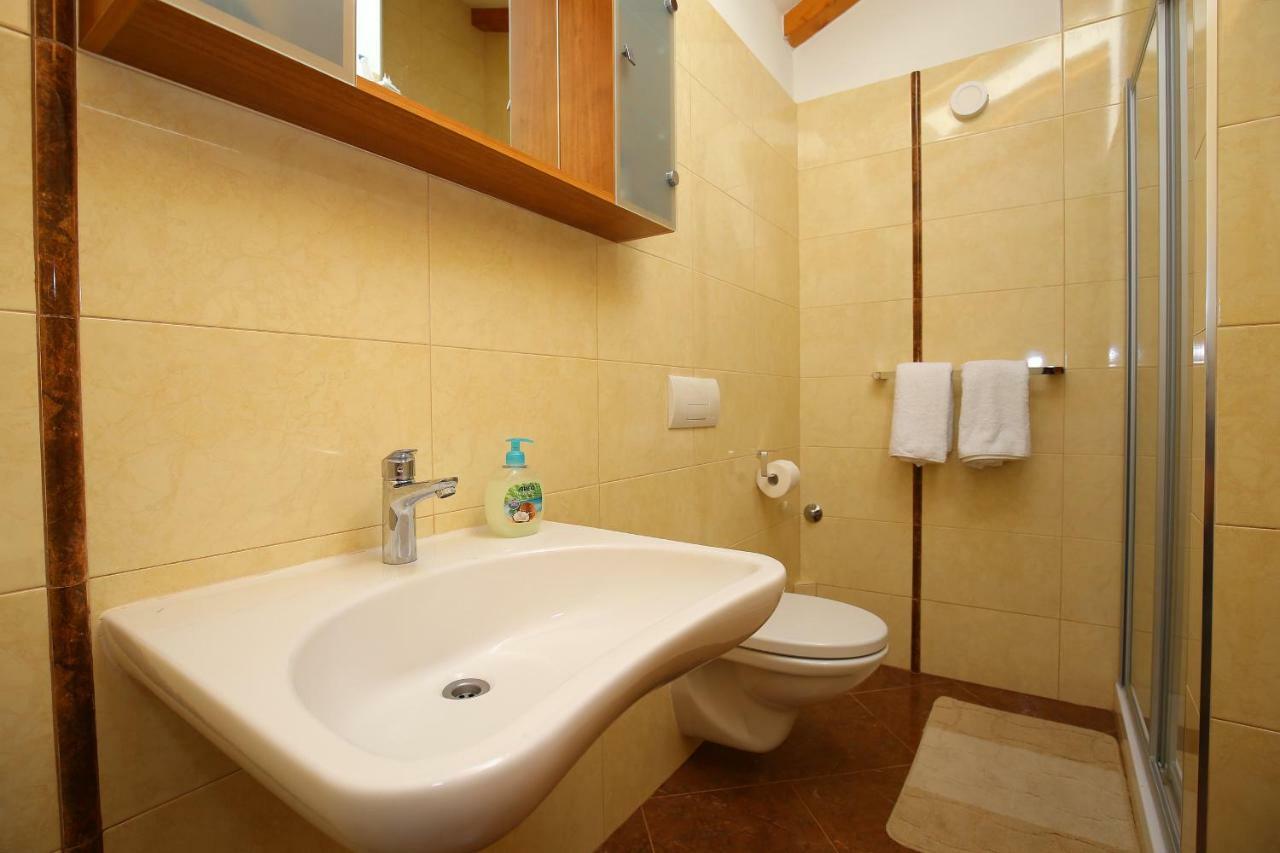 Julijana Apartment Задар Екстериор снимка