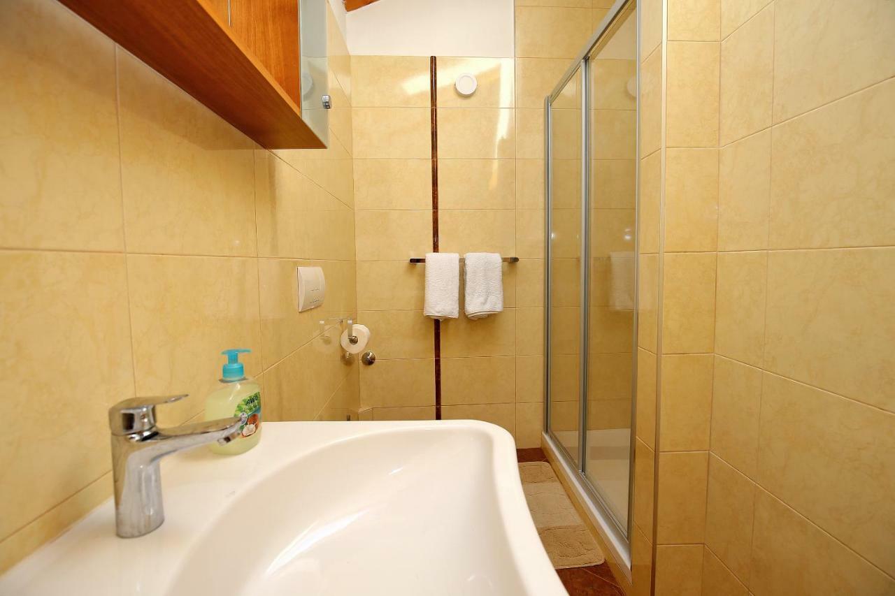 Julijana Apartment Задар Екстериор снимка
