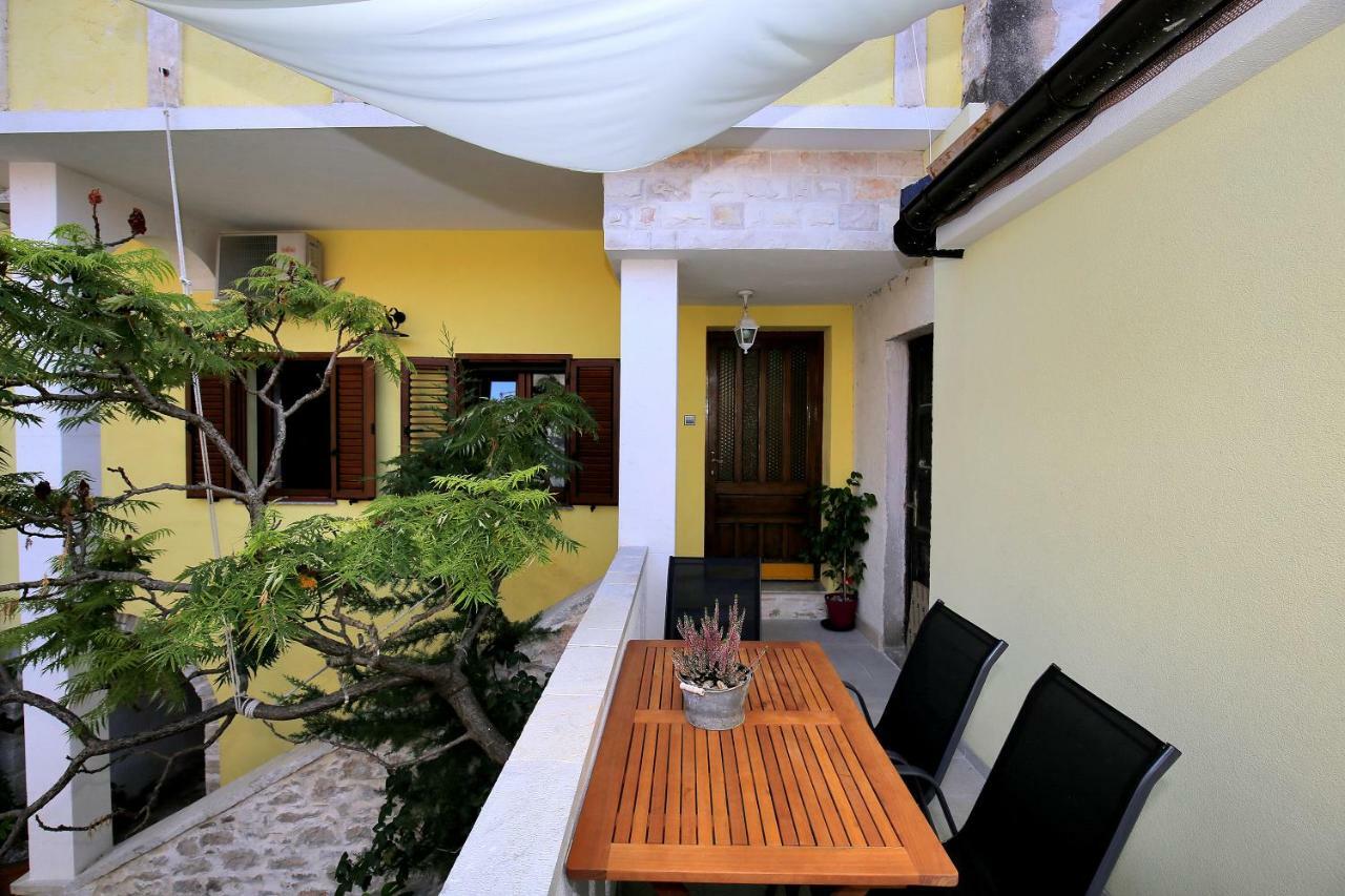 Julijana Apartment Задар Екстериор снимка