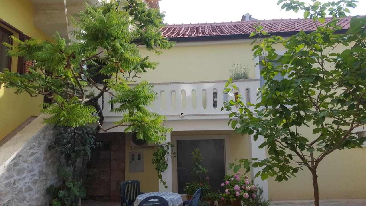 Julijana Apartment Задар Екстериор снимка